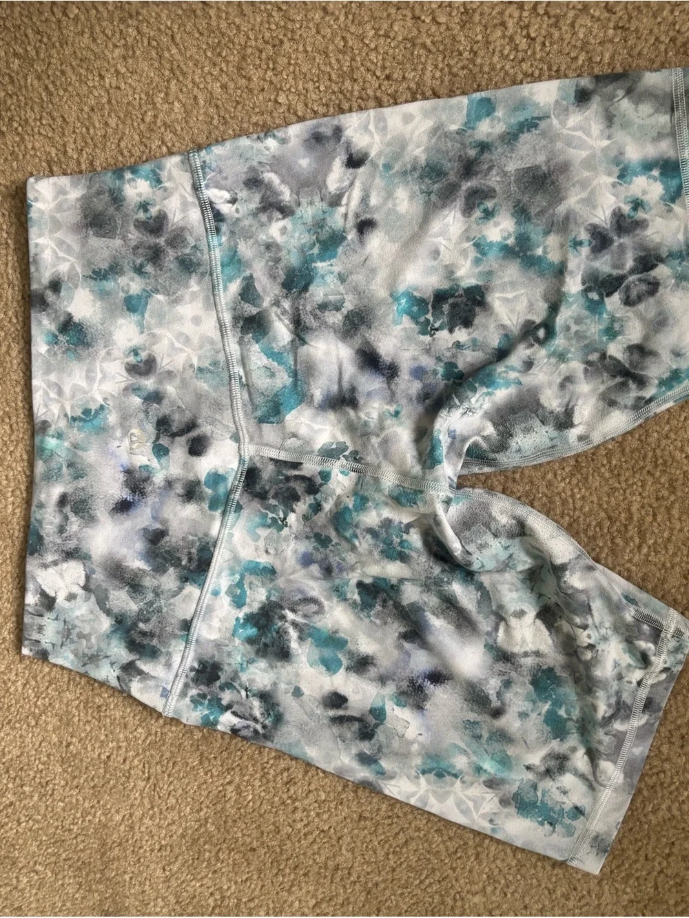 lululemon athletica White and Teal Marble Bike Shorts - Picture 11 of 12
